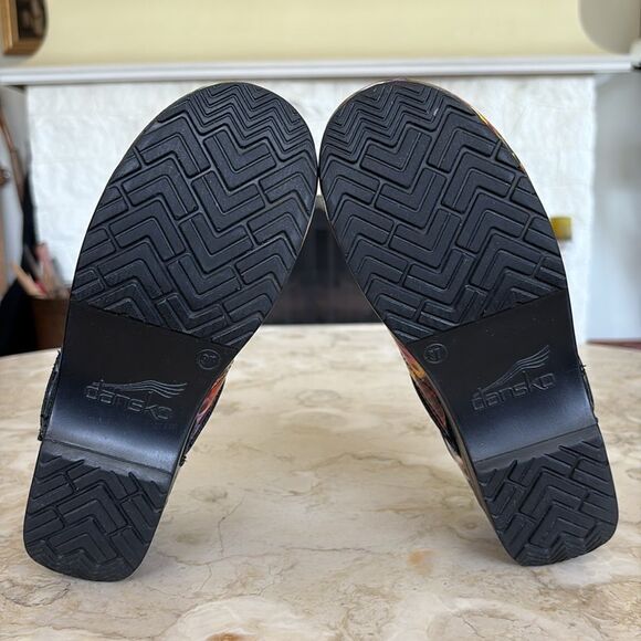 Dansko Professional Paint Storm Patent Leather Clogs Size 37 - Picture 11 of 12